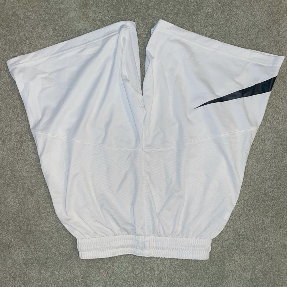 🏀Men’s Nike Shorts🏀 - Picture 4 of 5